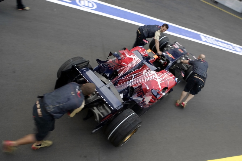 2007 Scuderia Toro Rosso STR2